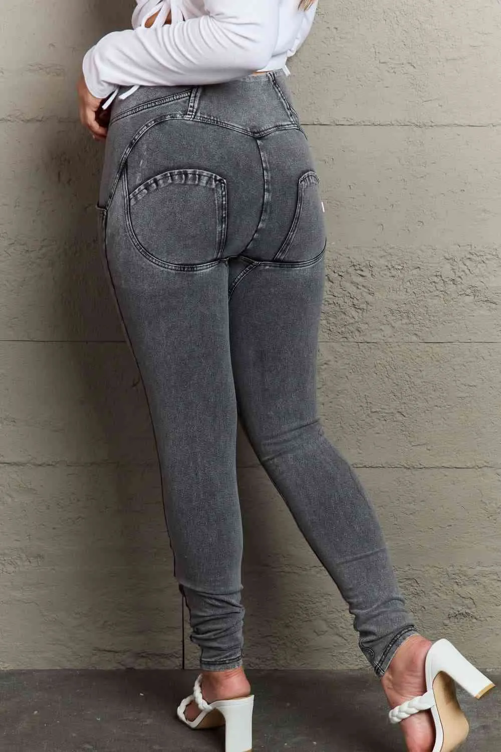 Semi-Total Trainer Skinny Jeans with Pockets