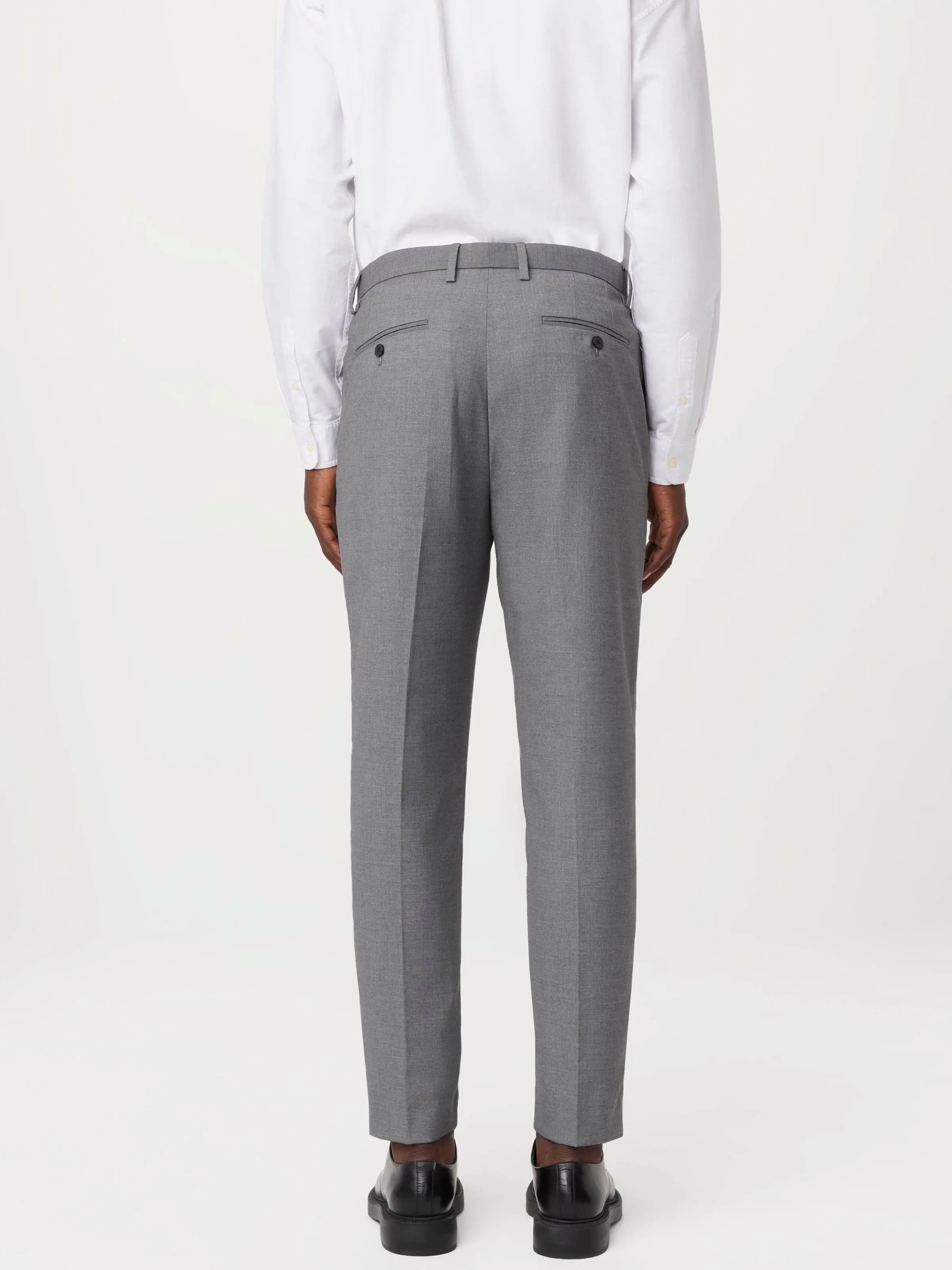 The Colin Tapered Pant in Grey